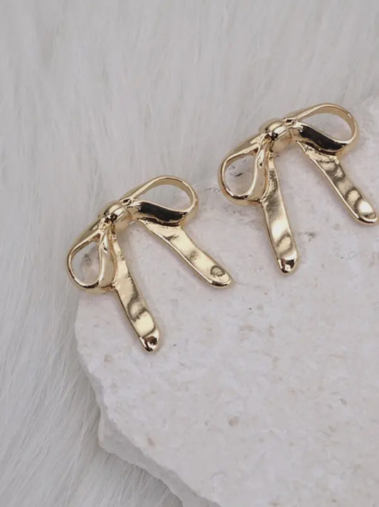 Gold bow earrings